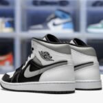 1_front-air-jordan-1-mid-white-shadow-421499_ce3455bb-48d3-4959-a33d-23828e078ce5.jpeg