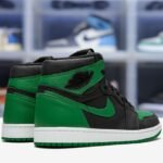 1_front-Air Jordan 1 Retro High OG Pine Green Black.jpeg