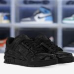 2-louis-vuitton-lv-trainer-sneaker--BSUPNIPL02_PM2_Front-view.jpeg