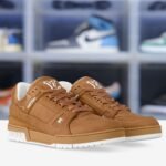 2-louis-vuitton-lv-trainer-sneaker--BTU01ODE78_PM2_Front-view.jpeg