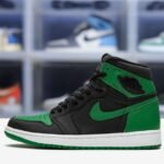 2_left-Air Jordan 1 Retro High OG Pine Green Black3.jpeg