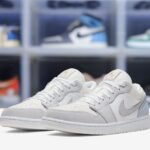 3_side-air-jordan-1-low-sky-grey-paris-536334.jpeg