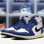 3_side-Air Jordan 1 Retro High OG Rare Air Deep Royal Blue3.jpeg