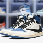 3_side-Air Jordan 1 Retro High OG SP Travis Scott Fragment Military Blue6.jpeg