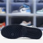 6_sole-Air-Jordan-1-Mid-White-Gold-Obsidian-3.jpeg