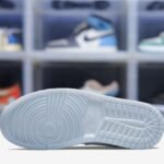6_sole-air-jordan-1-mid-wolf-grey-143462.jpeg