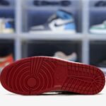 6_sole-Air Jordan 1 Retro High OG SP Union LA Chicago Shadow4.jpeg