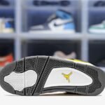 6_sole-Air Jordan 4 Retro Tour Yellow (Lightning)4.jpeg
