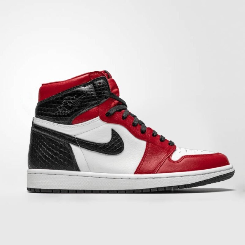 wcfront-Air Jordan 1 Retro High Satin Snake Chicago2.jpeg